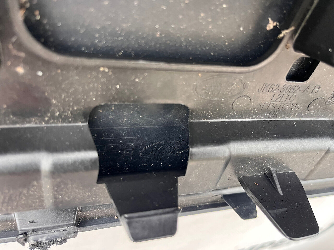 Range Rover Sport Hse Mk2 Lift Suv 2018-2022 Front Bumper 6 Pdc Genuine [p340]