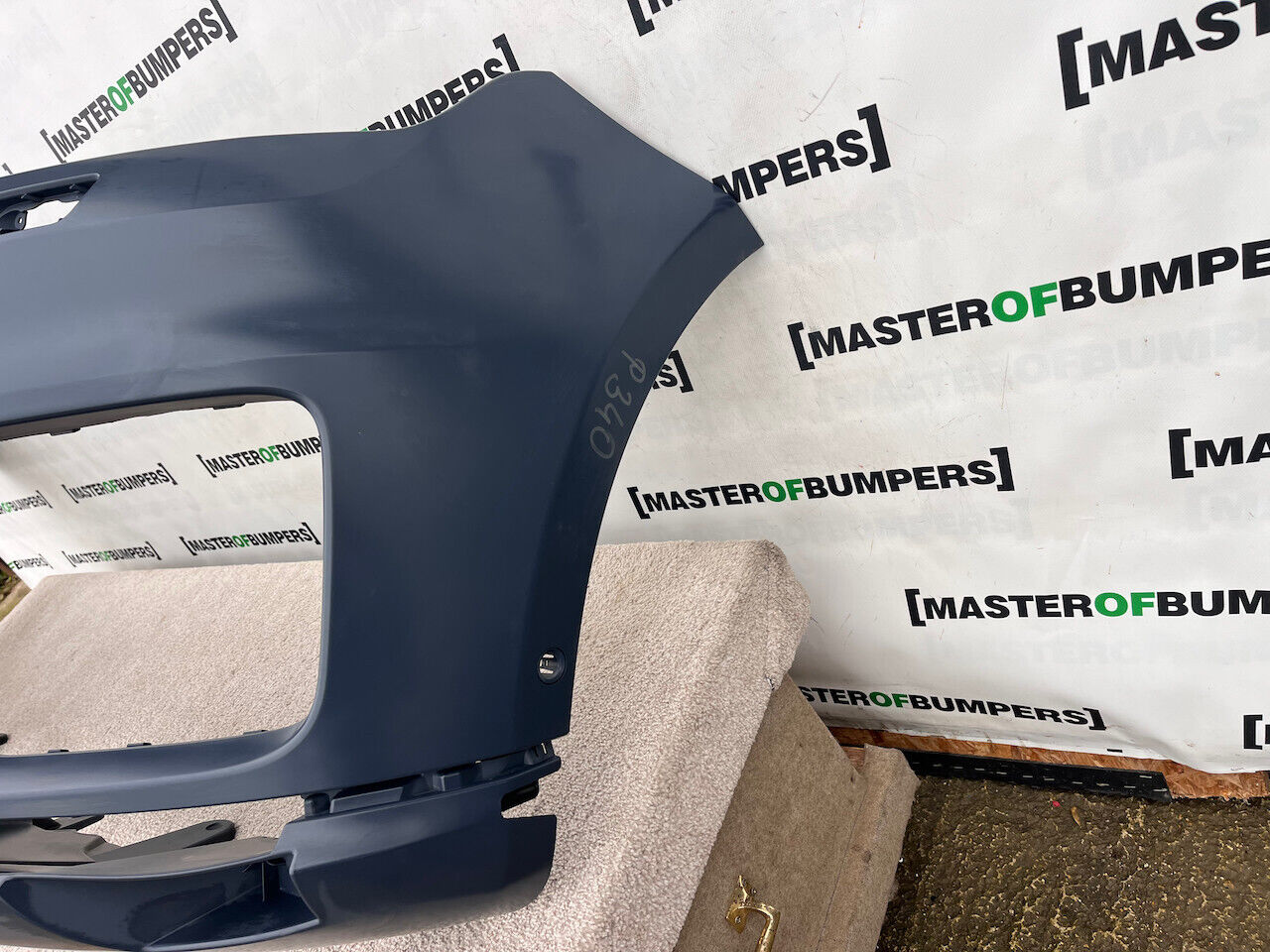 Range Rover Sport Hse Mk2 Lift Suv 2018-2022 Front Bumper 6 Pdc Genuine [p340]