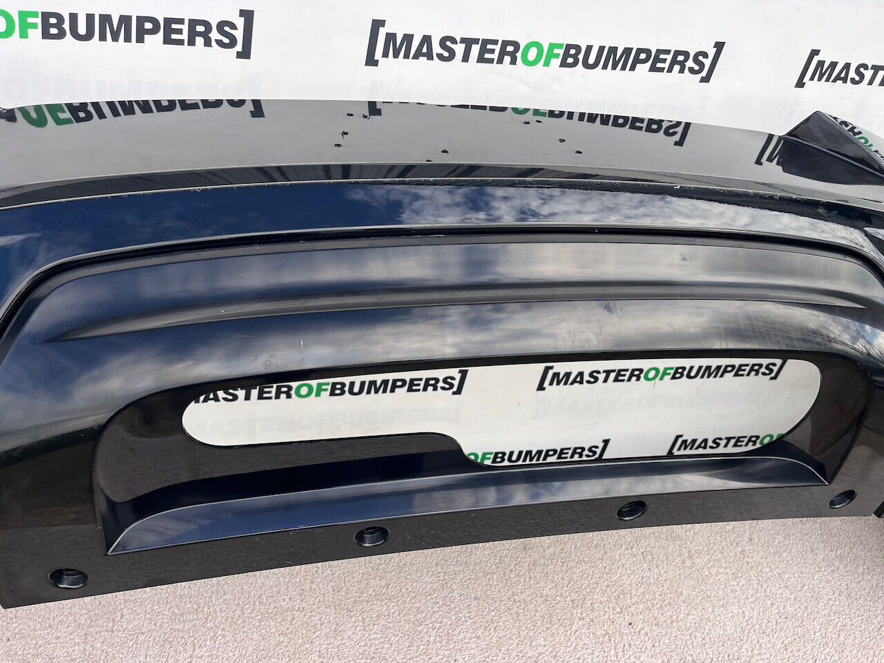Range Rover Sport Svr 2024-on Rear Bumper 6 Pdc Genuine [p377]
