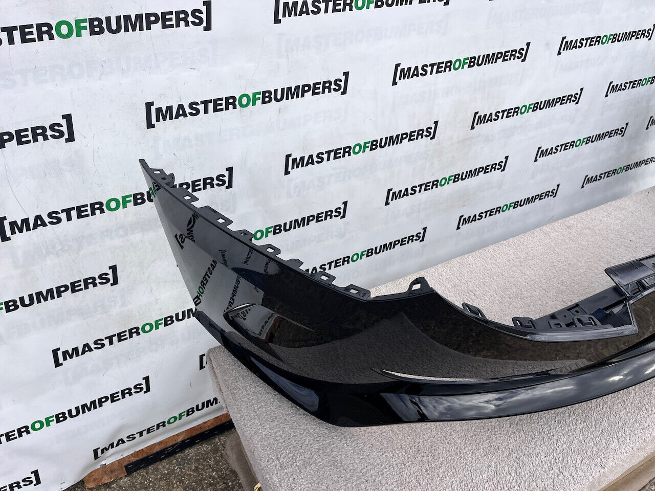 Range Rover Sport Svr 2024-on Rear Bumper 6 Pdc Genuine [p377]