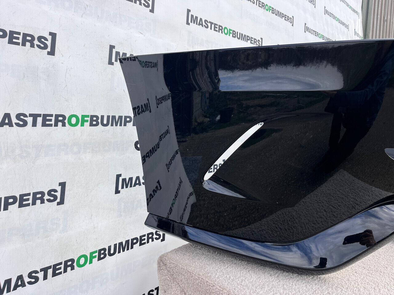 Range Rover Sport Svr 2024-on Rear Bumper 6 Pdc Genuine [p377]