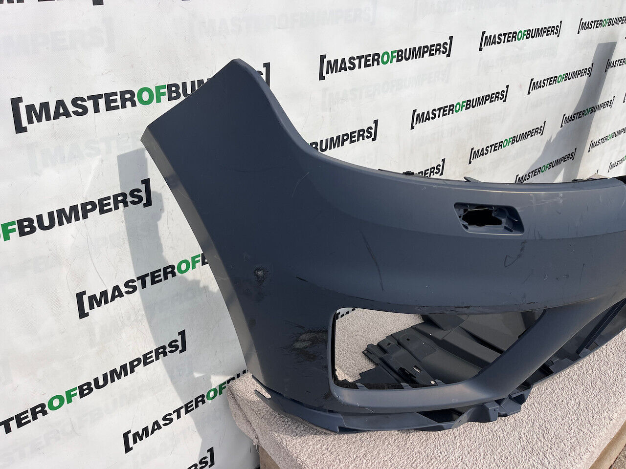 Range Rover Sport Hse Mk2 Lift Suv 2018-2022 Front Bumper 4 Pdc Genuine [p399]