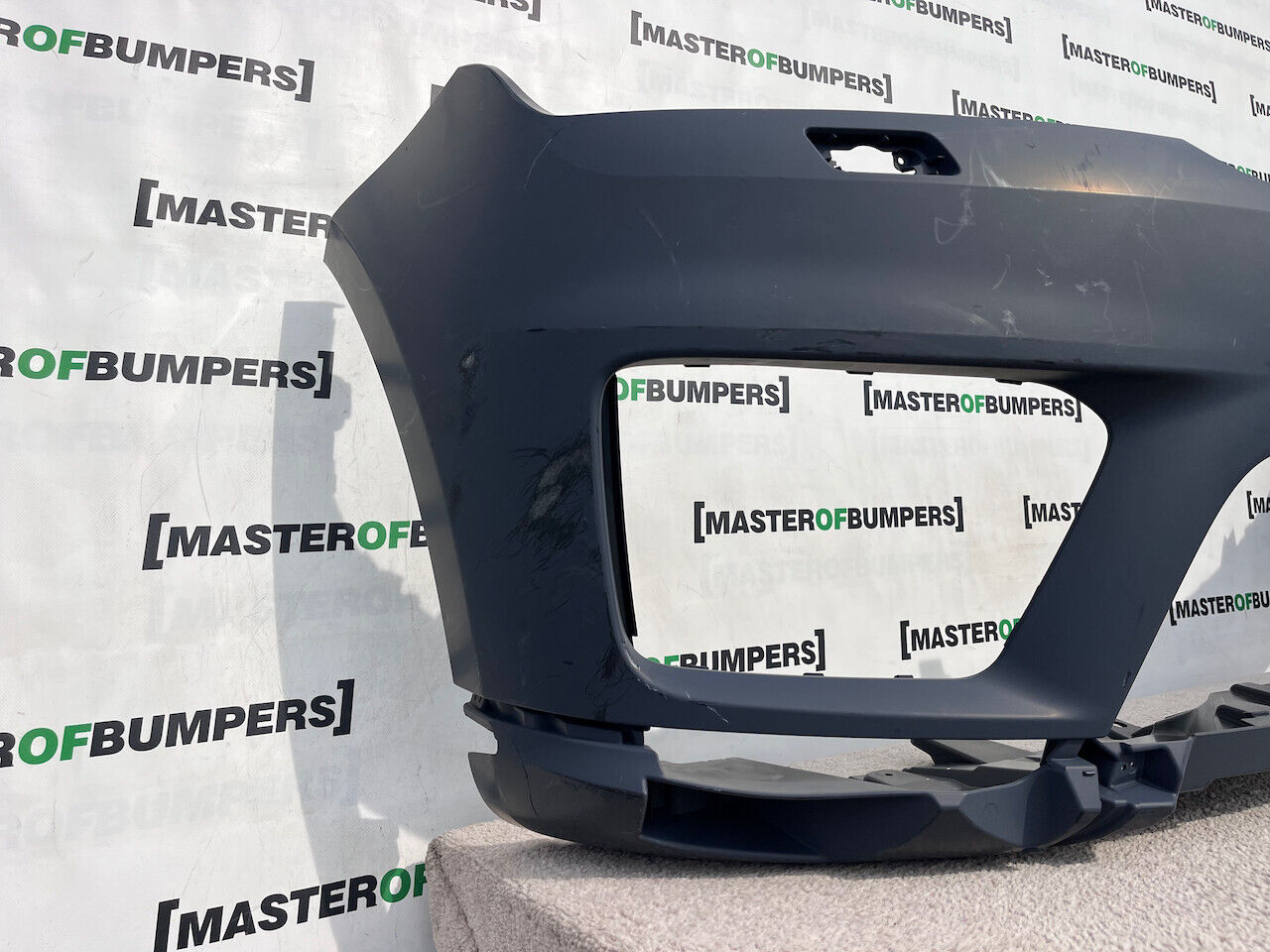 Range Rover Sport Hse Mk2 Lift Suv 2018-2022 Front Bumper 4 Pdc Genuine [p399]