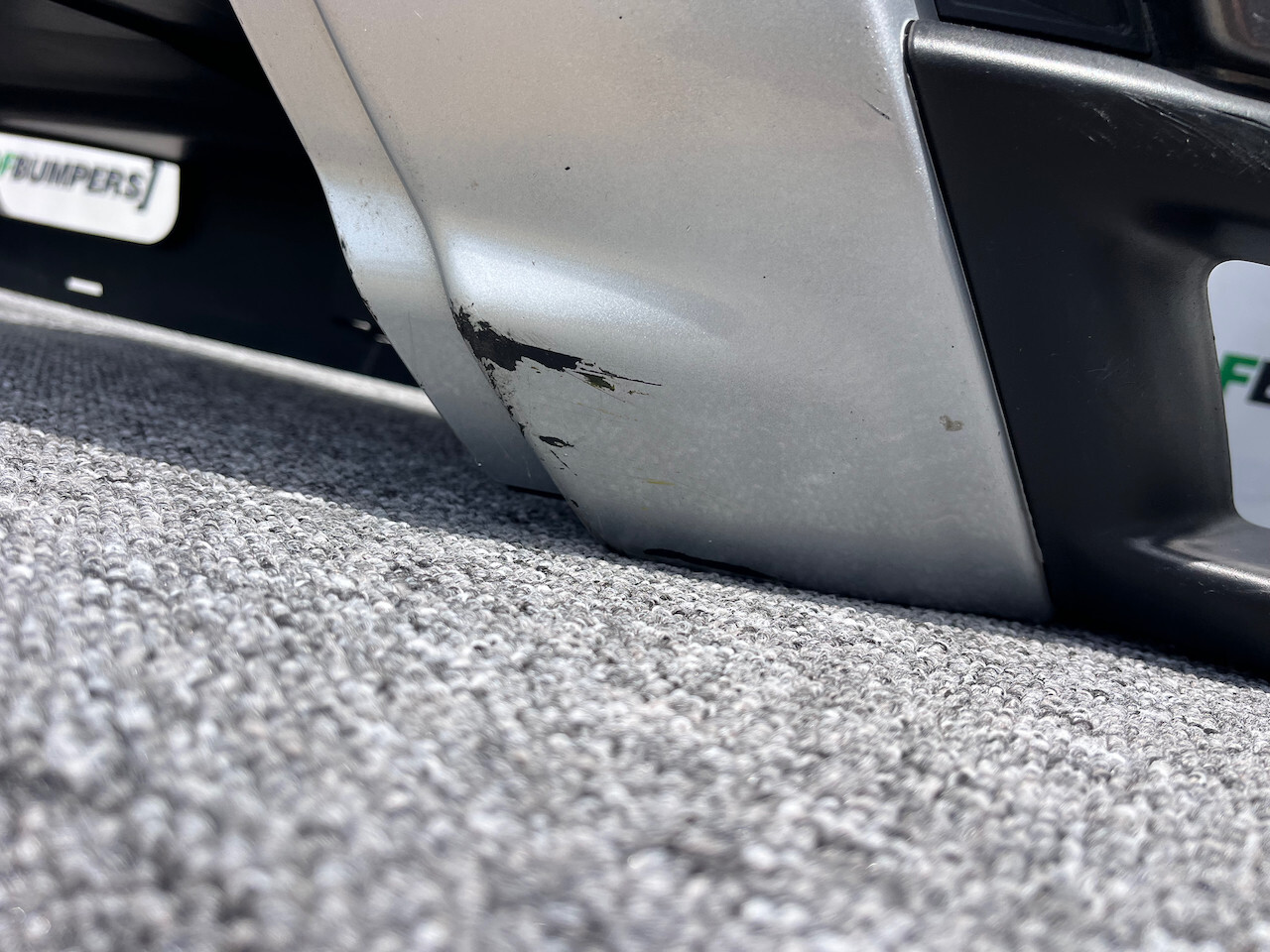 Range Rover Evoque Dynamic Hse Lift 2015-2018 Front Bumper 4 Pdc Genuine [p450]