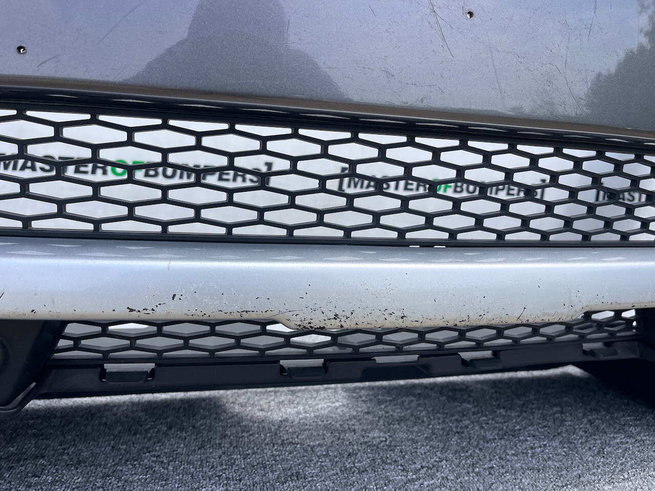 Range Rover Evoque Dynamic Hse Lift 2015-2018 Front Bumper 4 Pdc Genuine [p450]