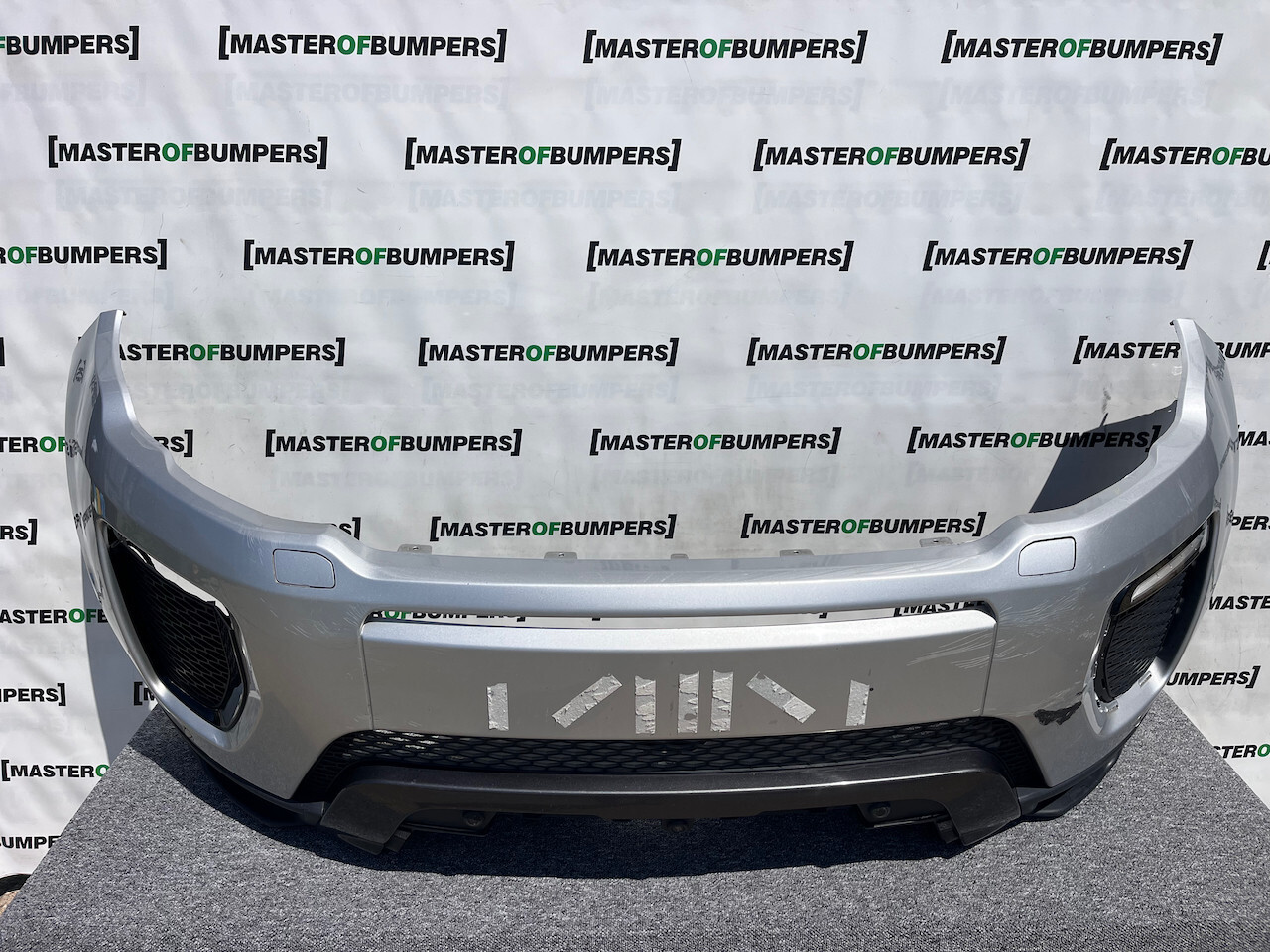 Range Rover Evoque Dynamic Hse Lift 2015-2018 Front Bumper 4 Pdc Genuine [p469]