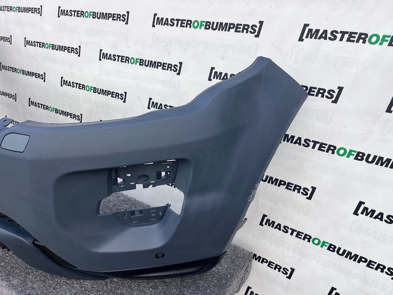 Range Rover Evoque Dynamic Mk1 2011-2015 Front Bumper 4 Pdc+jets Genuine [p549]