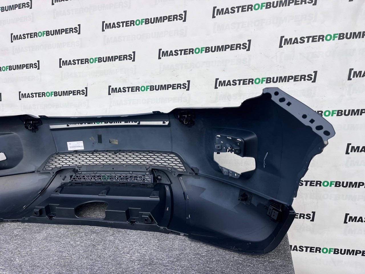 Range Rover Evoque Se Mk1 2011-2015 Front Bumper 4 Pdc+jets Genuine [p547]