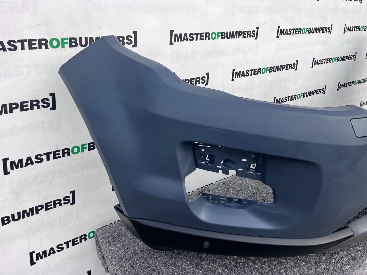 Range Rover Evoque Se Mk1 2011-2015 Front Bumper 4 Pdc+jets Genuine [p547]