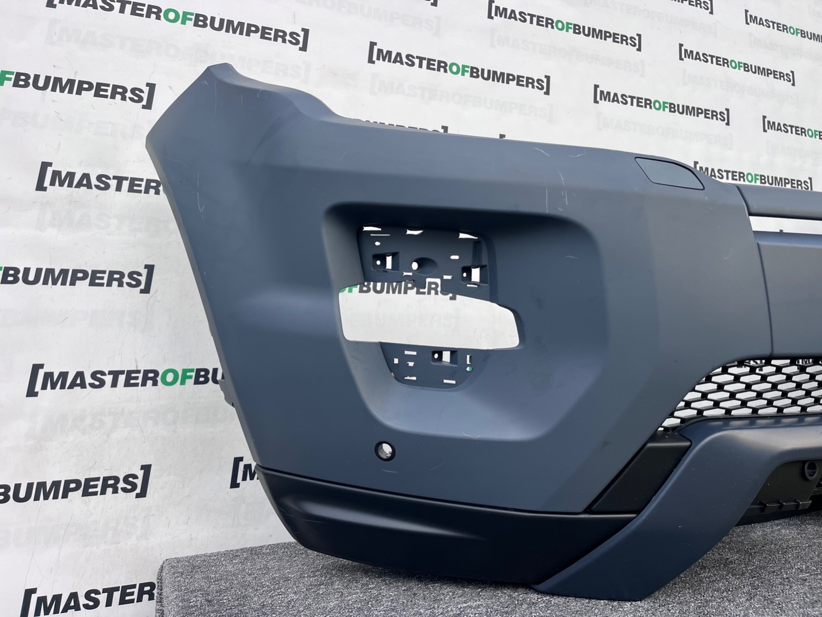 Range Rover Evoque Dynamic Mk1 2011-2015 Front Bumper 4 Pdc+jets Genuine [p557]