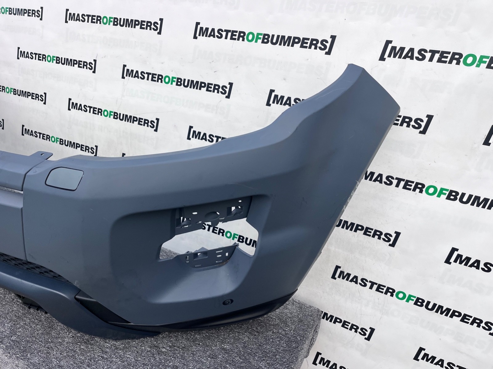 Range Rover Evoque Dynamic Mk1 2011-2015 Front Bumper 4 Pdc+jets Genuine [p557]