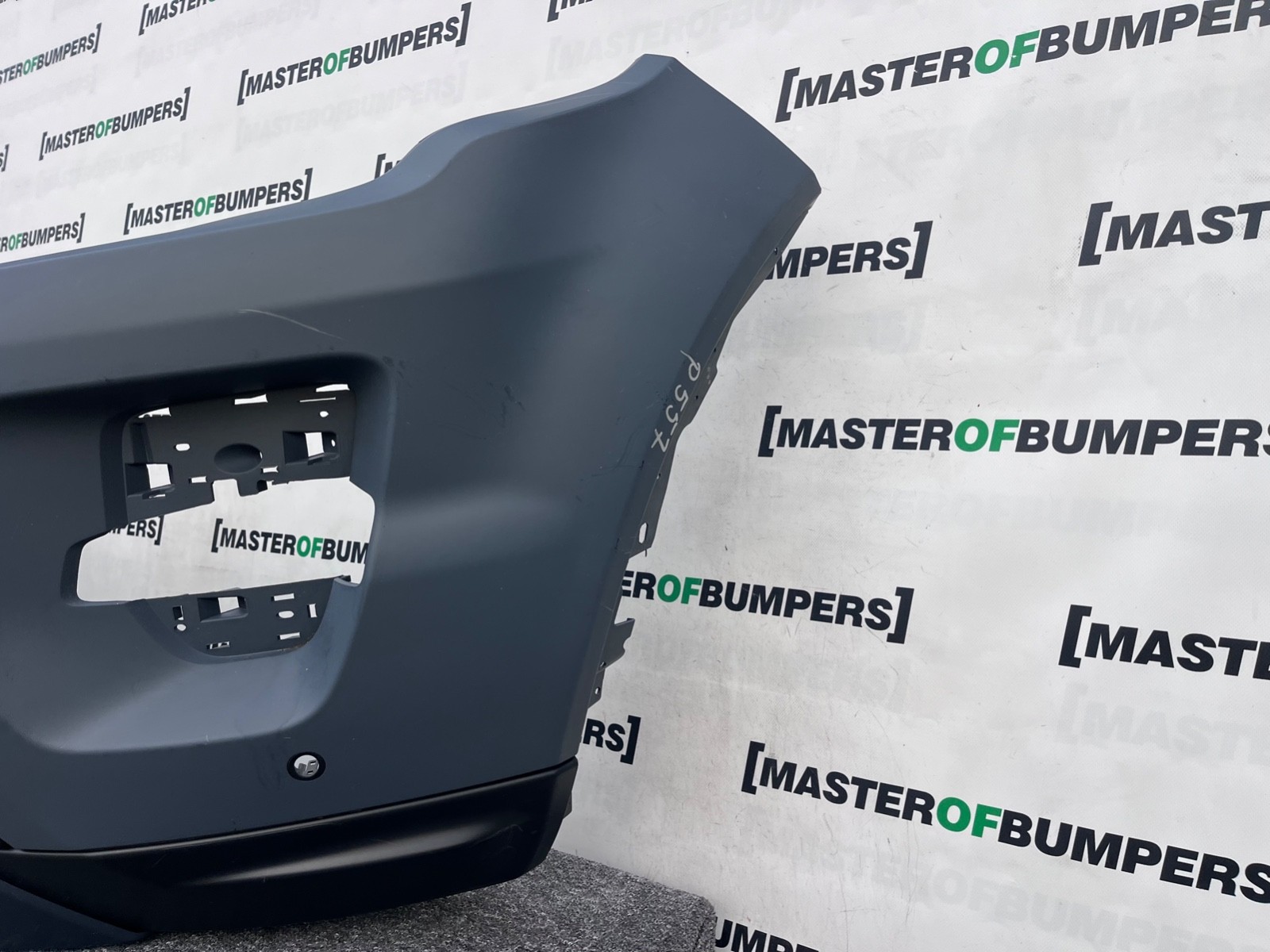 Range Rover Evoque Dynamic Mk1 2011-2015 Front Bumper 4 Pdc+jets Genuine [p557]