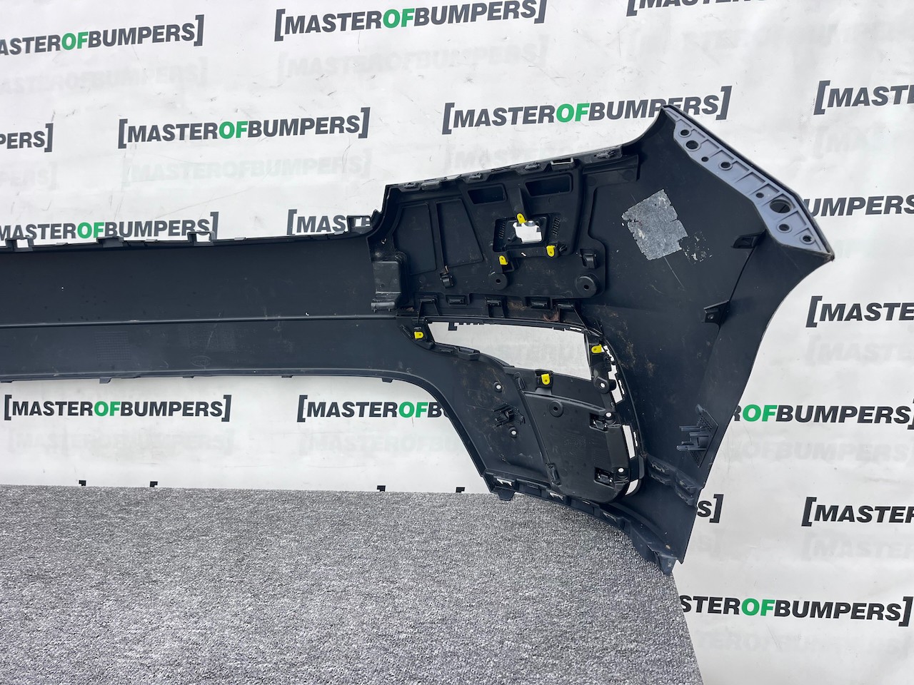 Range Rover Velar R Dynamic Hse 2019-2023 Front Bumper 6 Pdc Jets Genuine [p562]