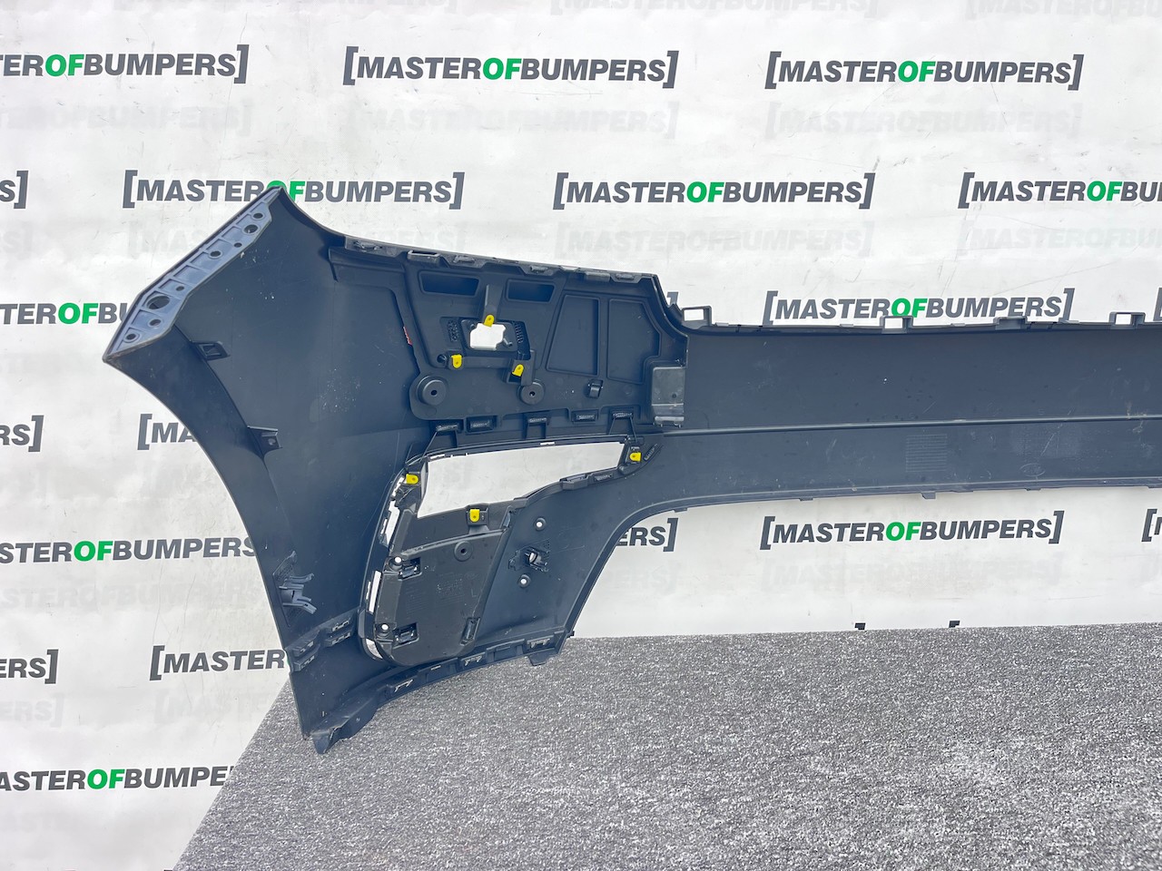 Range Rover Velar R Dynamic Hse 2019-2023 Front Bumper 6 Pdc Jets Genuine [p562]
