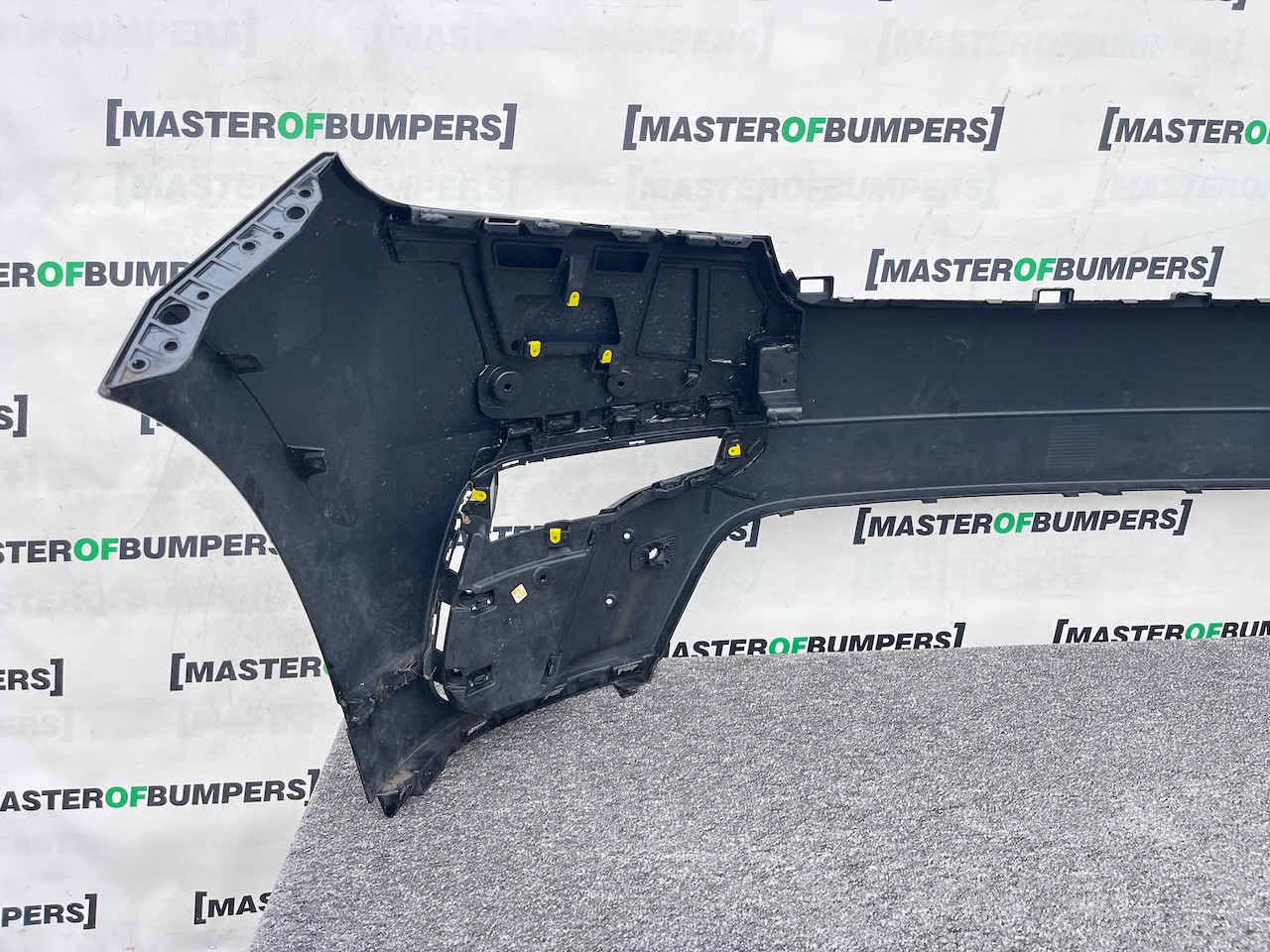 Range Rover Velar R Dynamic Hse 2019-2023 Front Bumper 4 Pdc Genuine [p570]