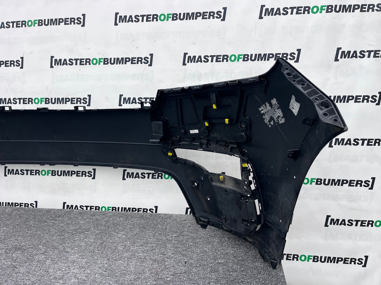 Range Rover Velar R Dynamic Hse 2019-2023 Front Bumper 4 Pdc Genuine [p570]