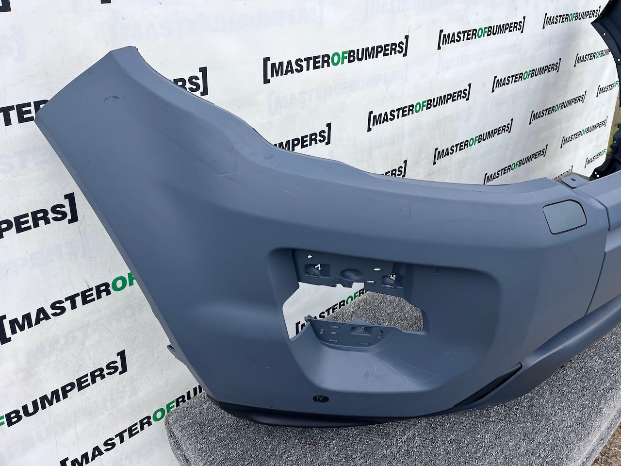 Range Rover Evoque Dynamic Mk1 2011-2015 Front Bumper 4 Pdc +jets Genuine [p586]