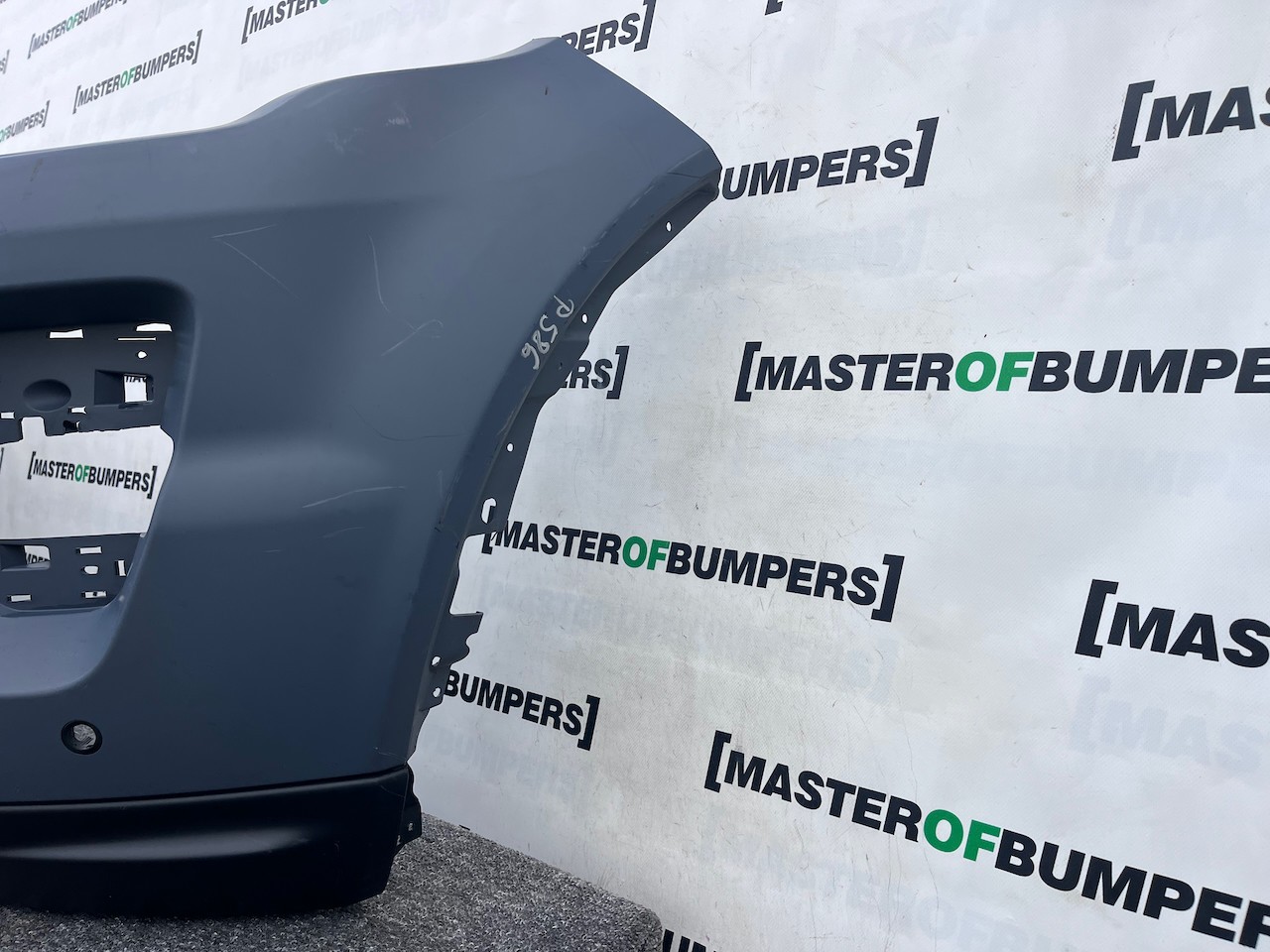 Range Rover Evoque Dynamic Mk1 2011-2015 Front Bumper 4 Pdc +jets Genuine [p586]