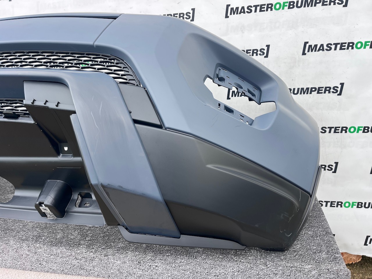 Range Rover Evoque Dynamic Mk1 2011-2015 Front Bumper 4 Pdc +jets Genuine [p589]