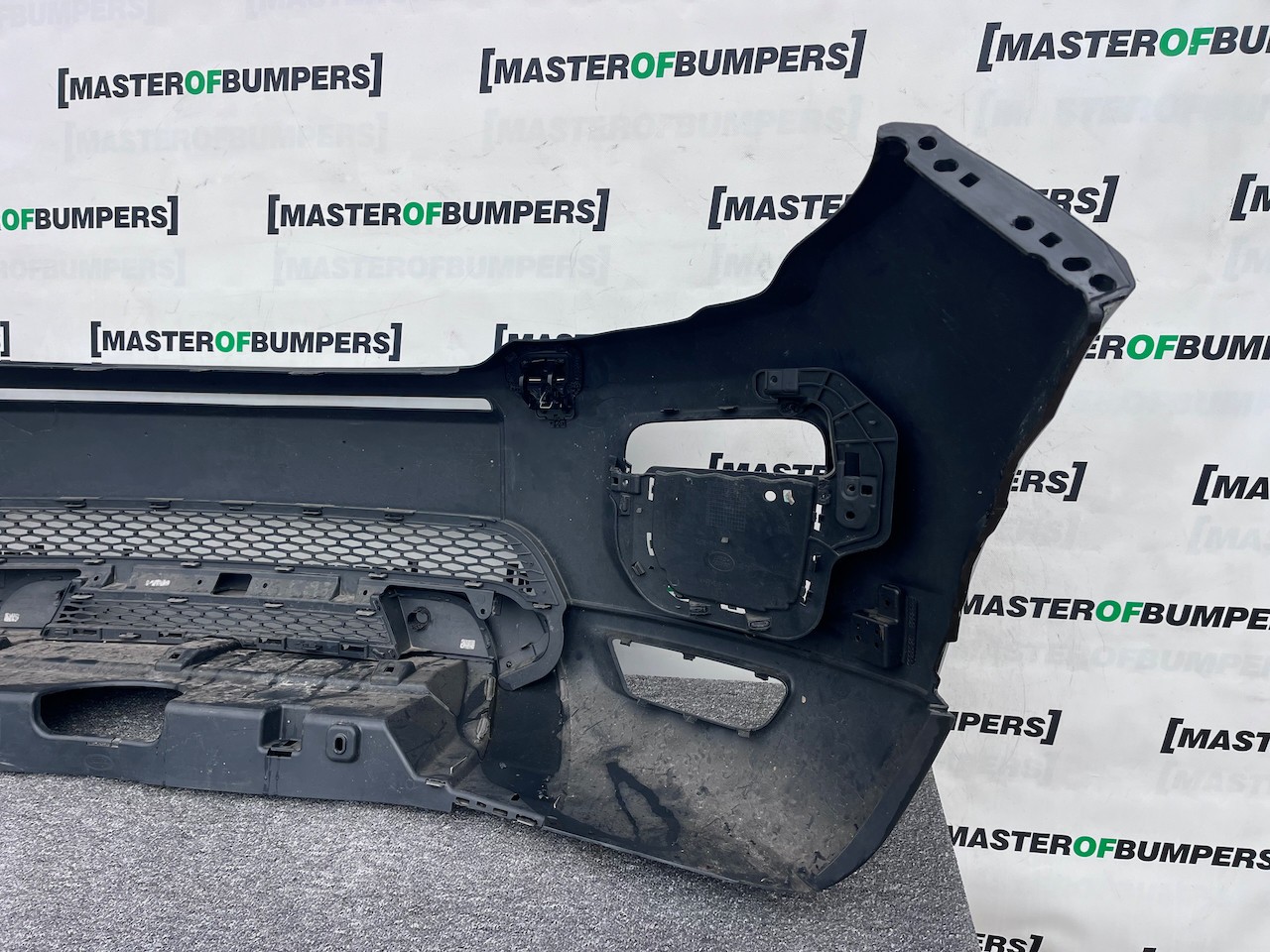 Range Rover Evoque Se Hse Lift 2015-2018 Front Bumper 4 Pdc + Jets Genuine [p62]
