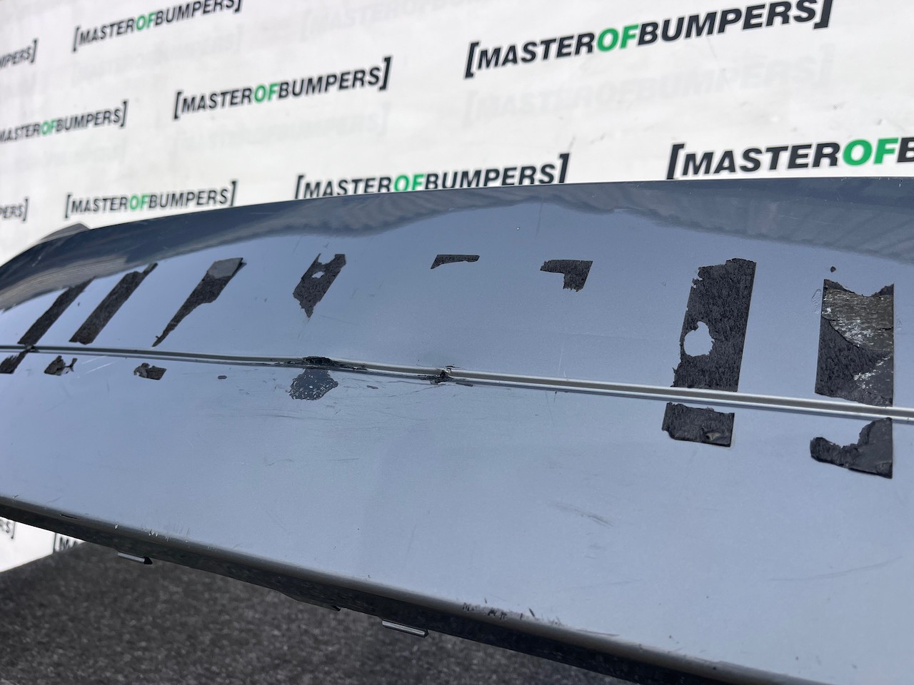 Range Rover Velar Dynamic Hse Suv 2019-2023 Front Bumper 4 Pdc Genuine [p606]