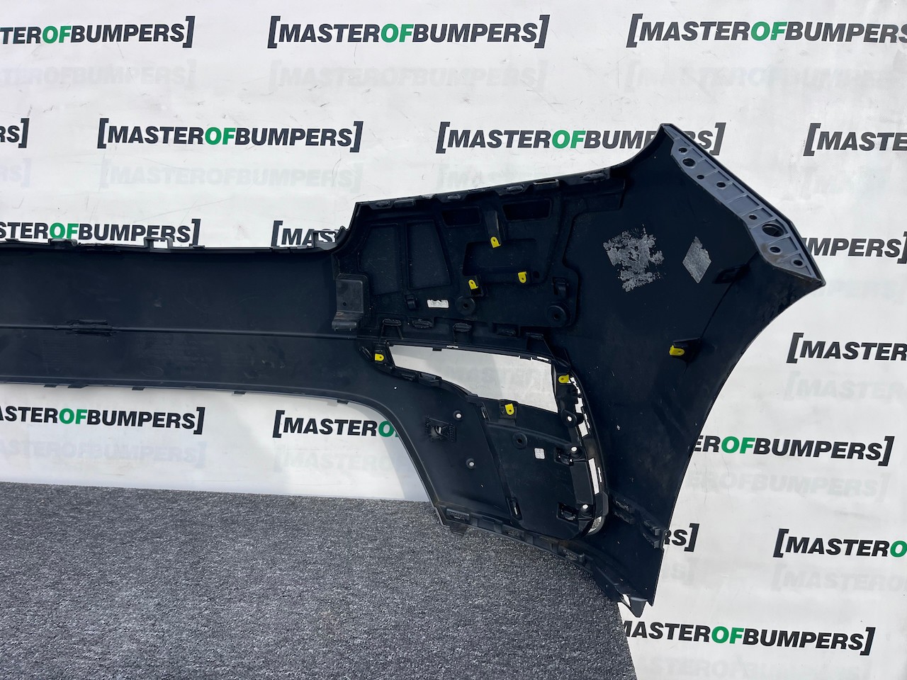 Range Rover Velar Dynamic Hse Suv 2019-2023 Front Bumper 4 Pdc Genuine [p606]