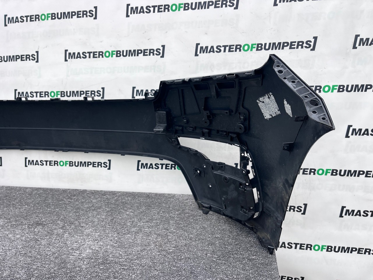 Range Rover Velar Dynamic Hse Suv 2019-2023 Front Bumper 4 Pdc Genuine [p573]