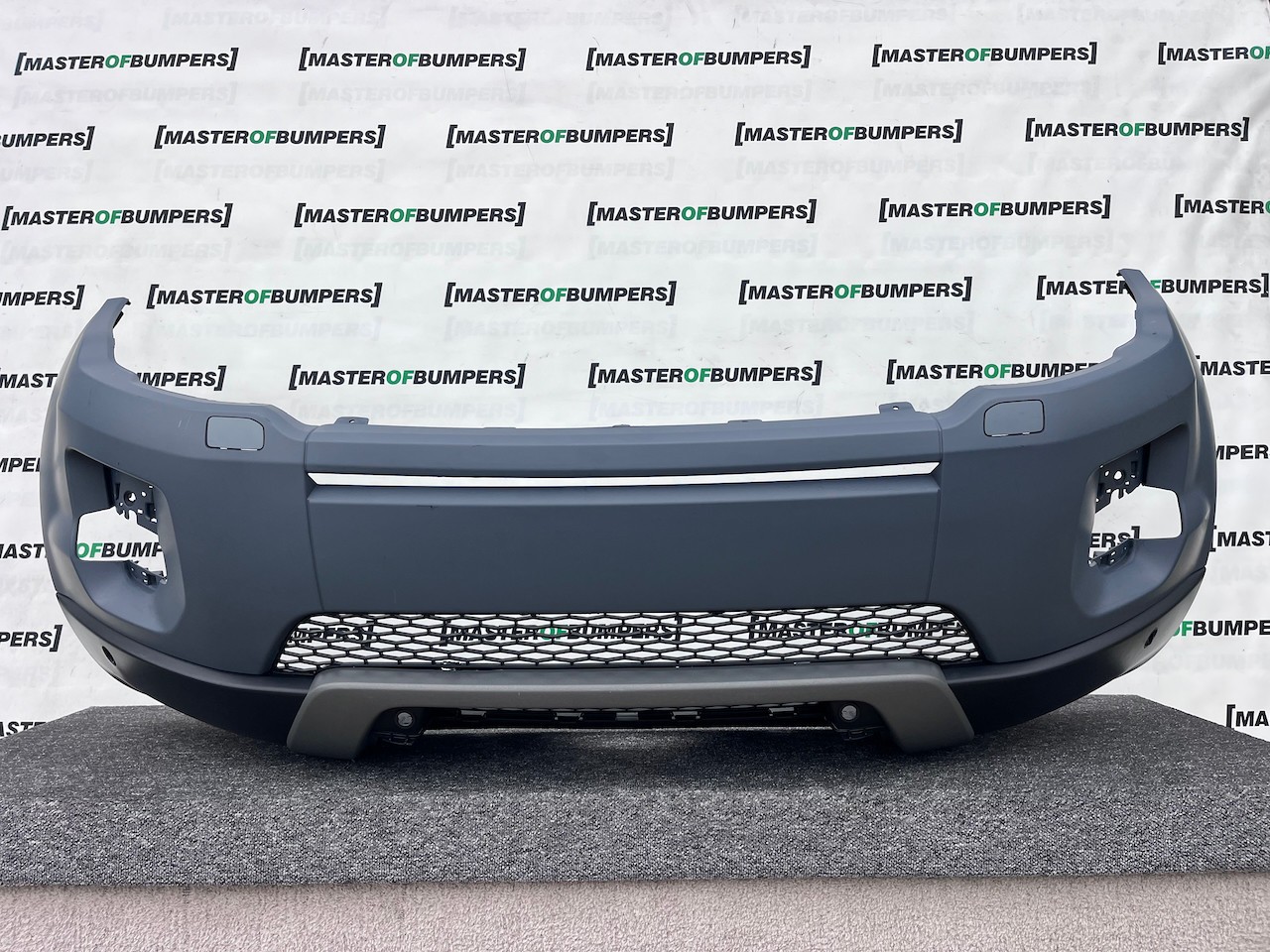 Range Rover Evoque Se Mk1 2011-2015 Front Bumper 4 Pdc +jets Genuine [p621]