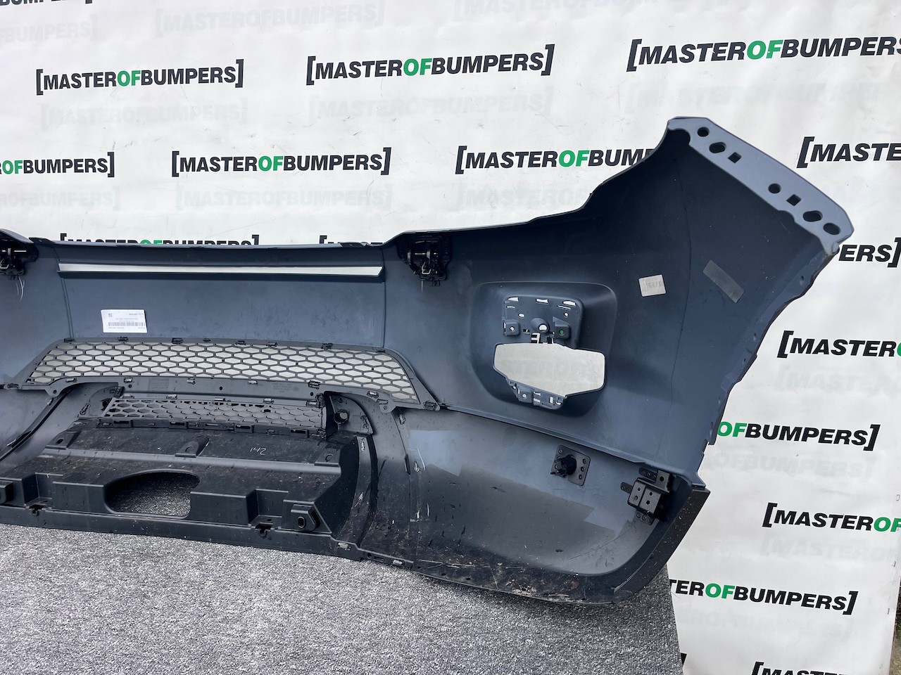 Range Rover Evoque Se Mk1 2011-2015 Front Bumper 4 Pdc +jets Genuine [p621]