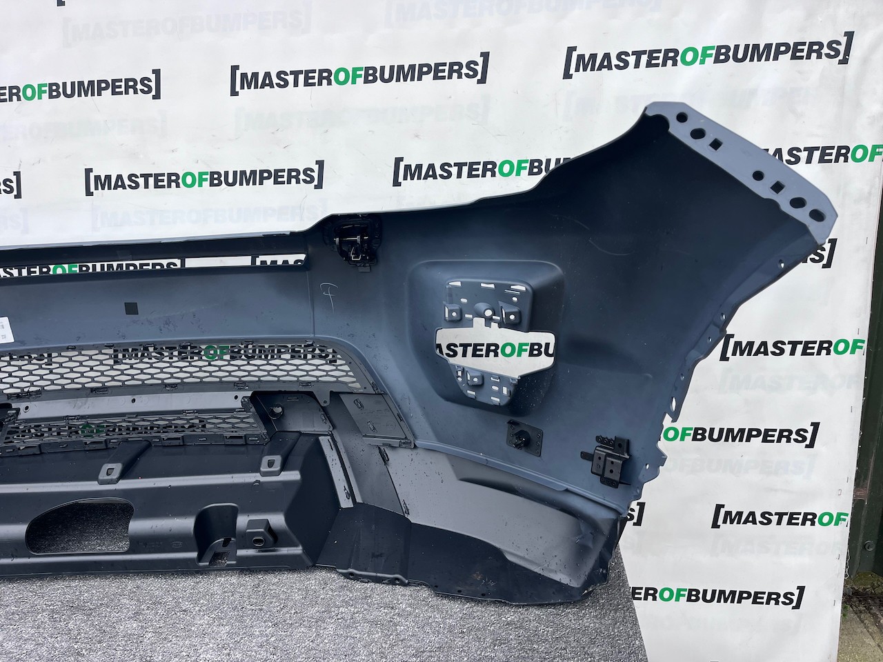 Range Rover Evoque Dynamic Mk1 2011-2015 Front Bumper 4 Pdc +jets Genuine [p626]