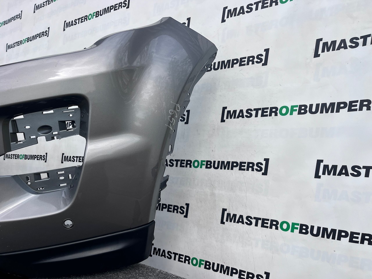 Range Rover Evoque Dynamic Mk1 2011-2015 Front Bumper 4 Pdc +jets Genuine [p651]