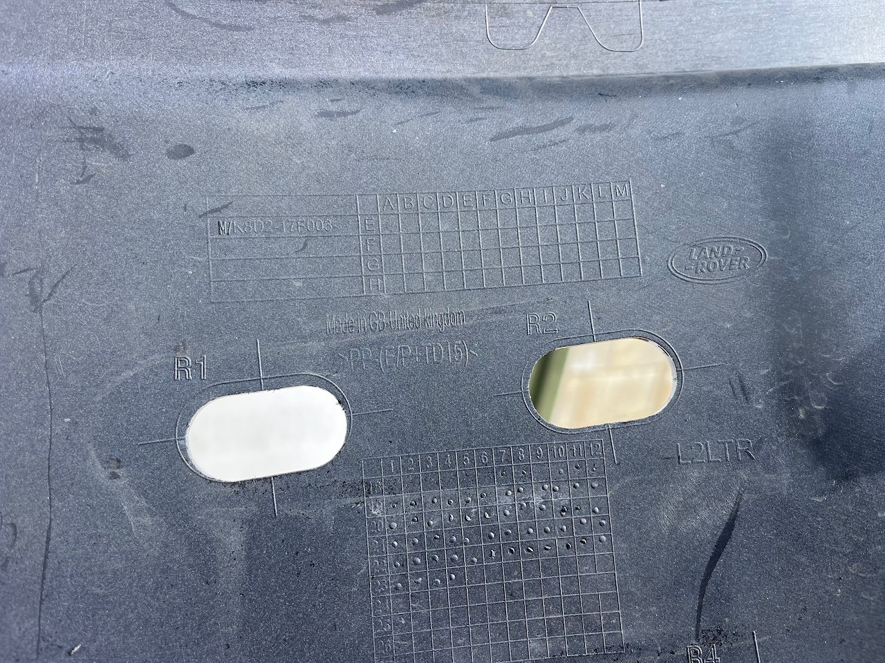 Range Rover Evoque R-dynamic Hse 2019-2023 Front Bumper 4 Pdc Genuine [p654]