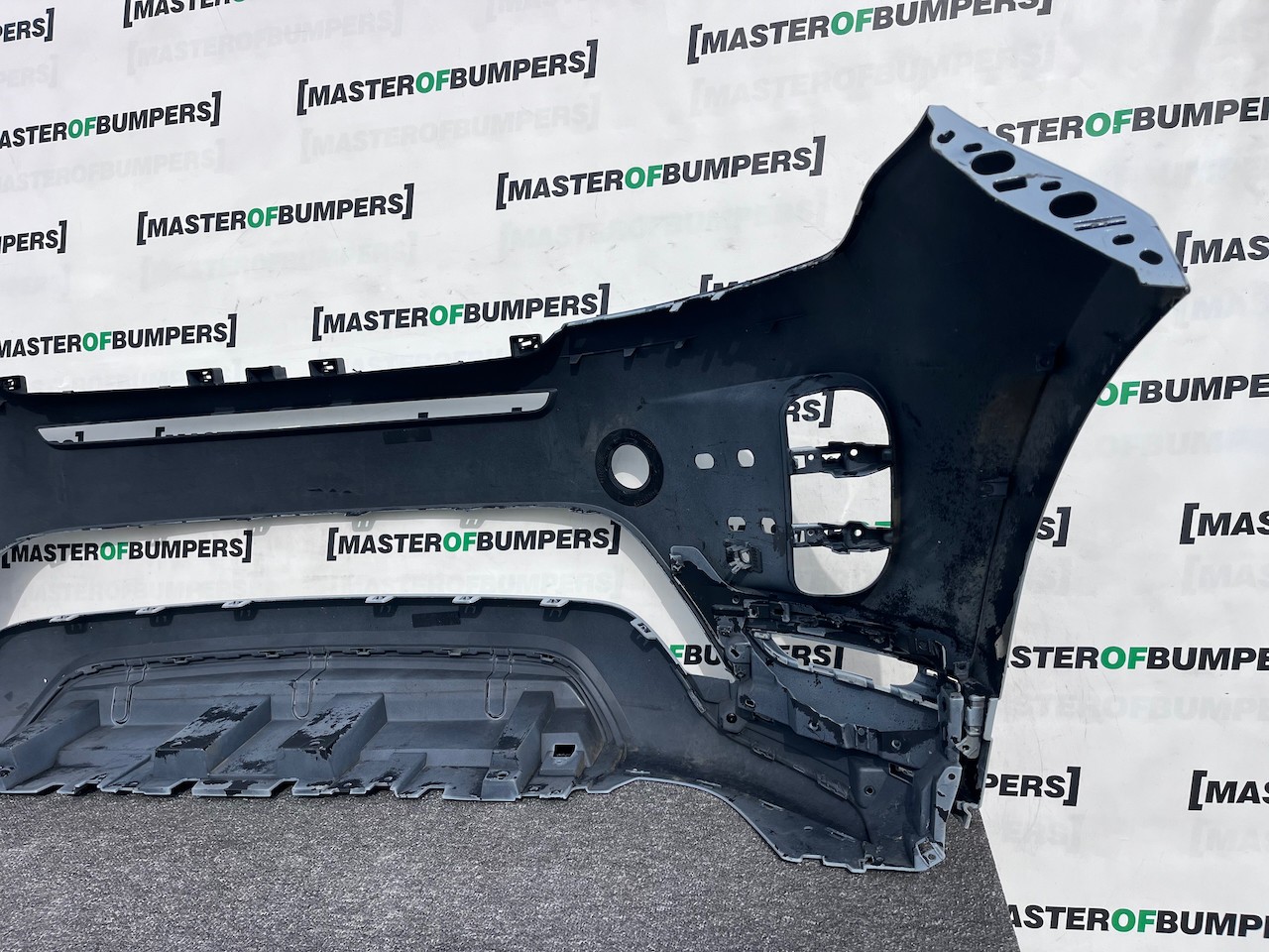 Range Rover Evoque R-dynamic Hse 2019-2023 Front Bumper 4 Pdc Genuine [p655]