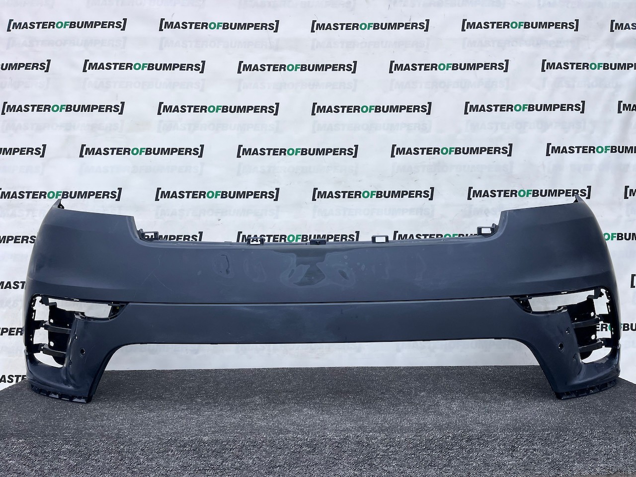 Range Rover Velar R-dynamic Hse Suv 2019-2023 Front Bumper 4 Pdc Genuine [p688]