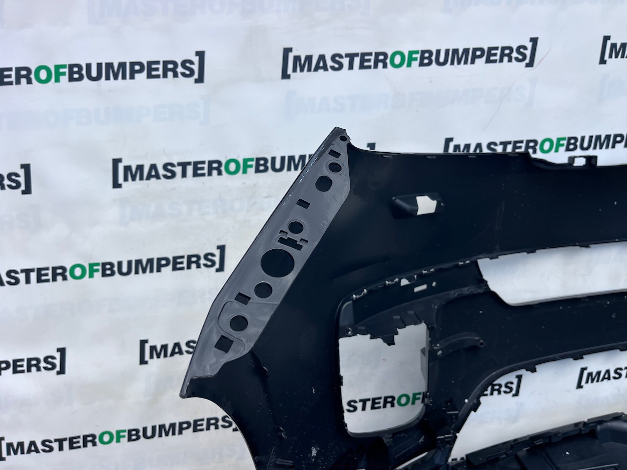 Range Rover Sport L461 Suv 2023-2026 Front Bumper 6 Pdc + Jets Genuine [p705]