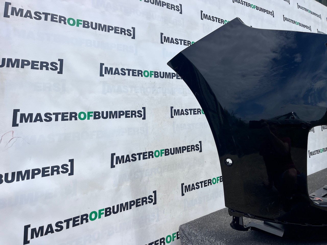 Range Rover Vouge Mhev Suv 2023-2027 Front Bumper 6 Pdc + Jets Genuine [p706]