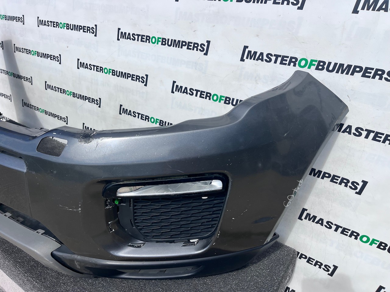 Range Rover Evoque Se Hse Lift 2015-2018 Front Bumper Jets Holes Genuine [p709]