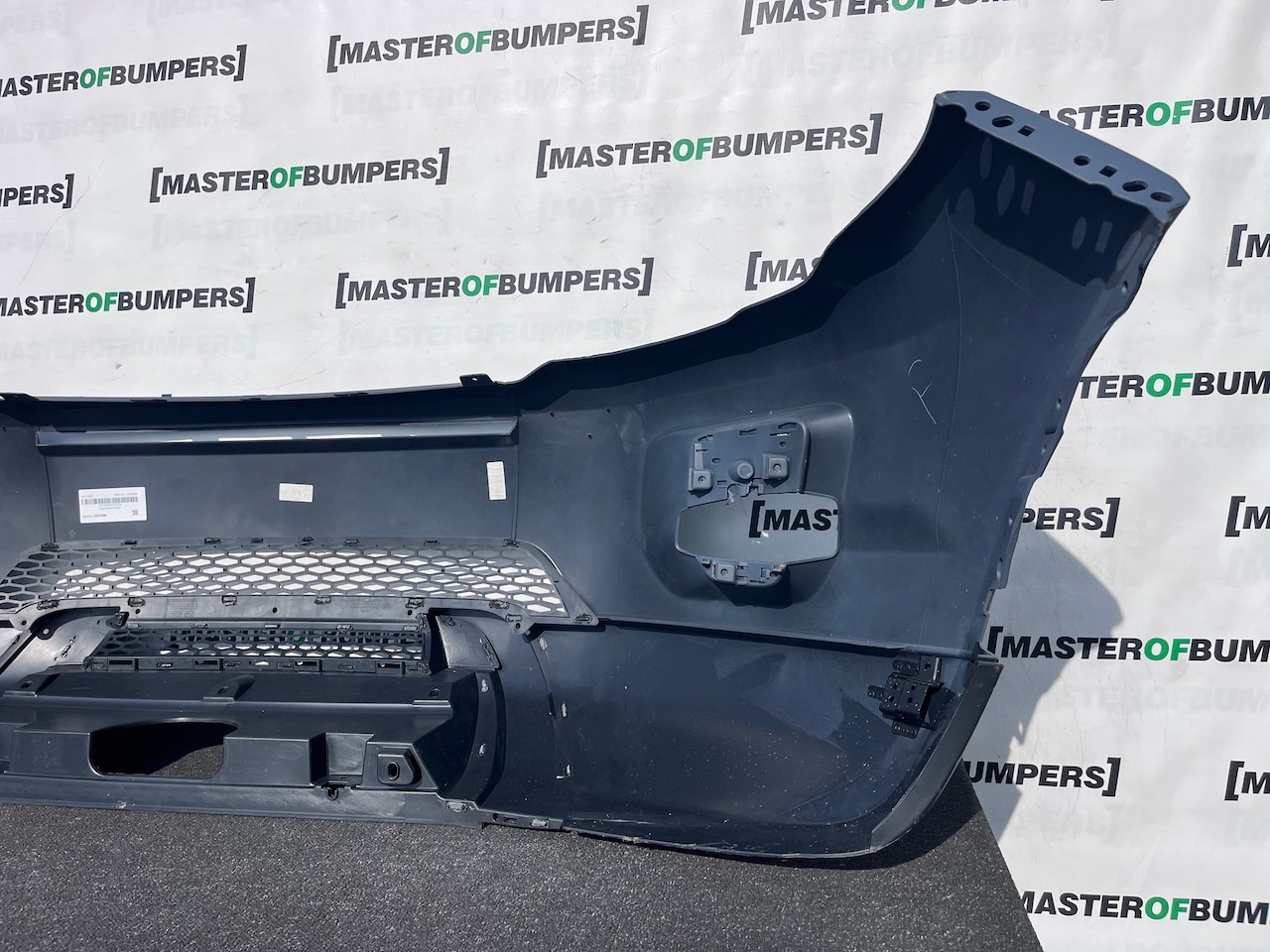 Range Rover Evoque Se Mk1 2011-2015 Front Bumper No Pdc No Jets Genuine [p720]