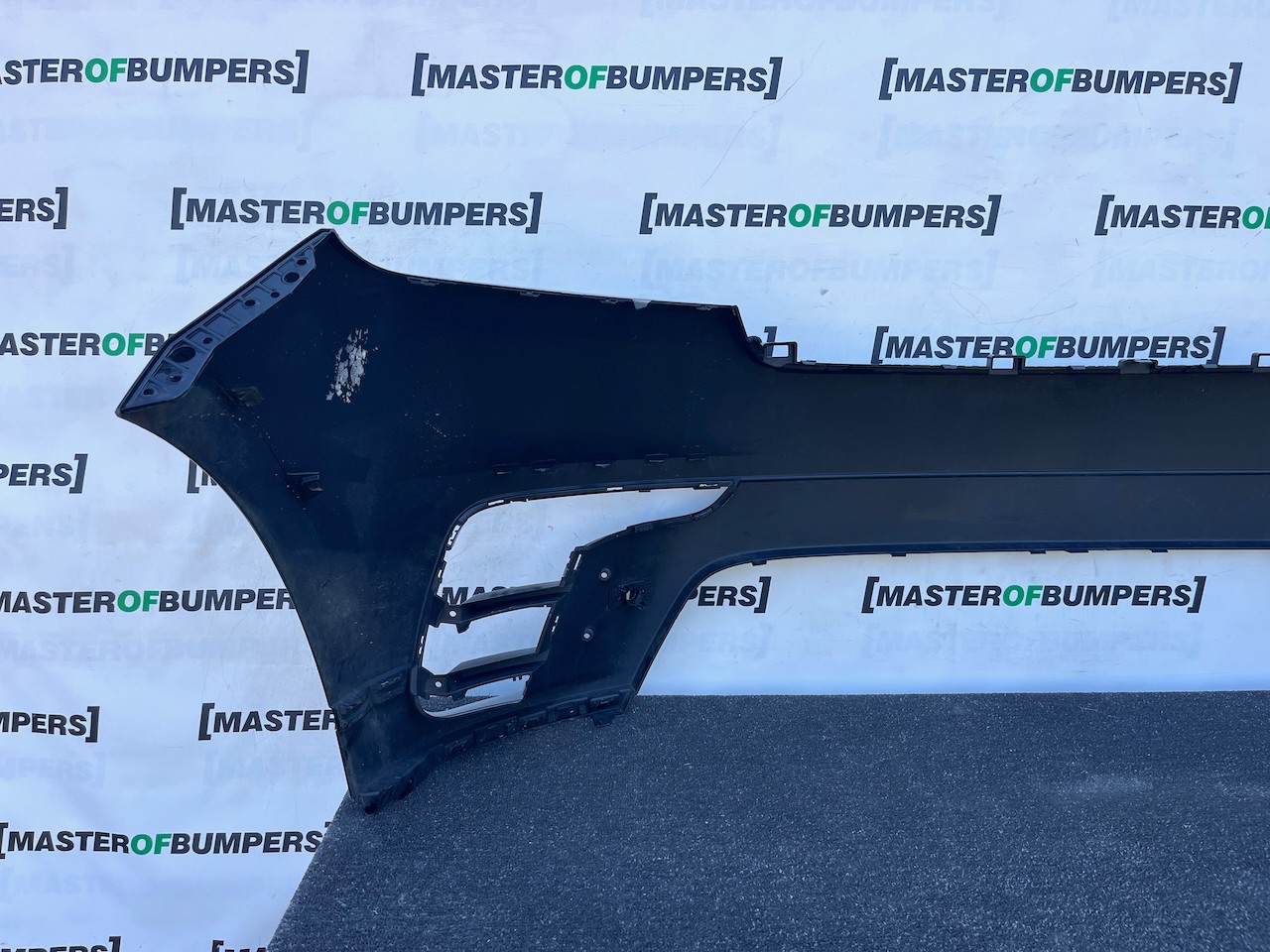 Range Rover Velar R Dynamic Hse 2019-2023 Front Bumper 4 Pdc Genuine [p741]