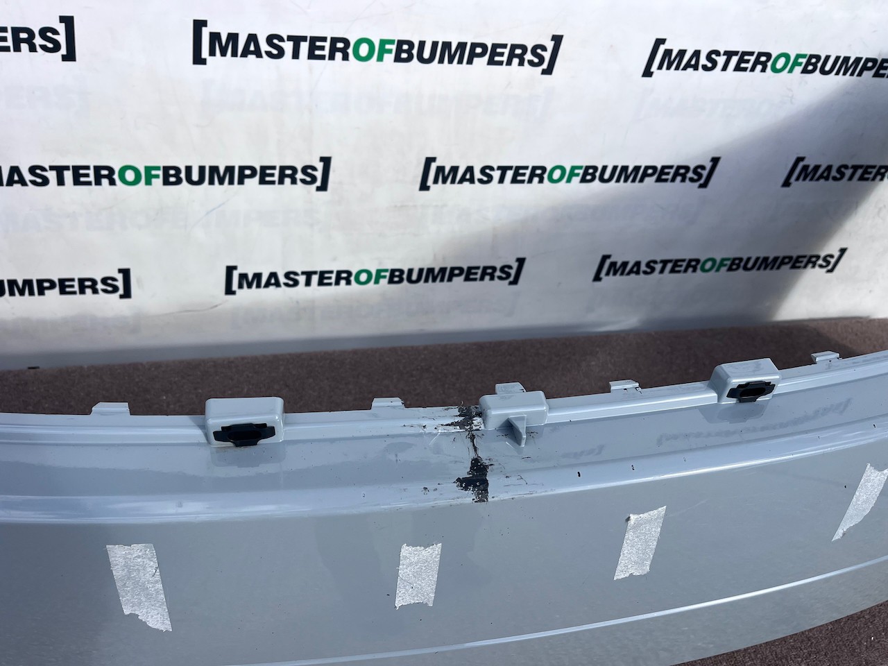 Range Rover Velar R-dynamic Hse Suv 2019-2023 Front Bumper 6 Pdc Genuine [p817]
