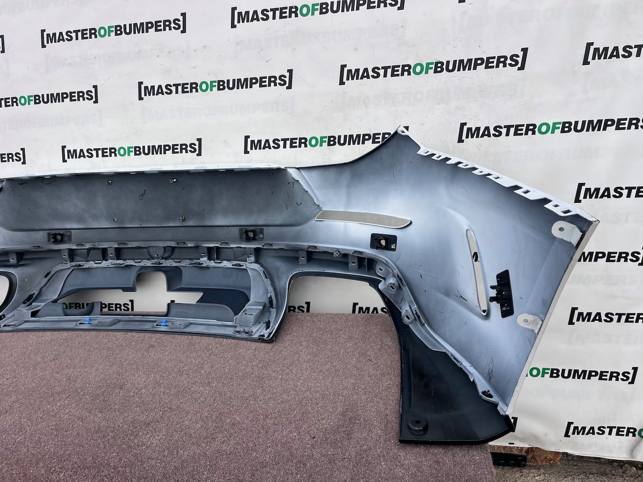 Range Rover Sport Svr Sv 2024-2027 Rear Bumper 6 Pdc  Genuine [p834]