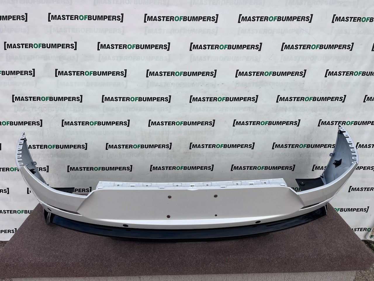 Range Rover Sport Svr Sv 2024-2027 Rear Bumper 6 Pdc  Genuine [p834]