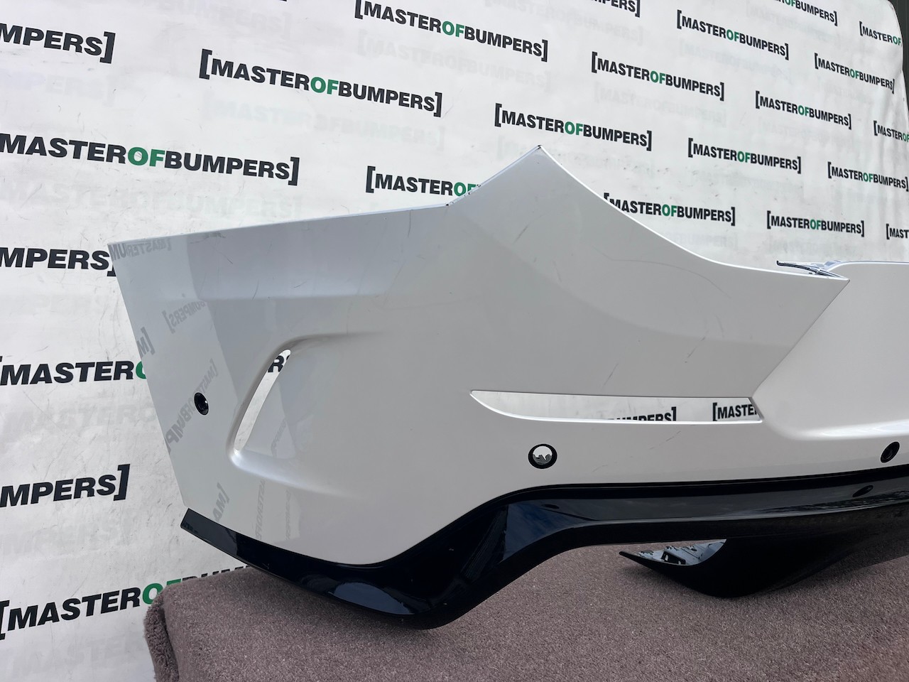 Range Rover Sport Svr Sv 2024-2027 Rear Bumper 6 Pdc  Genuine [p834]