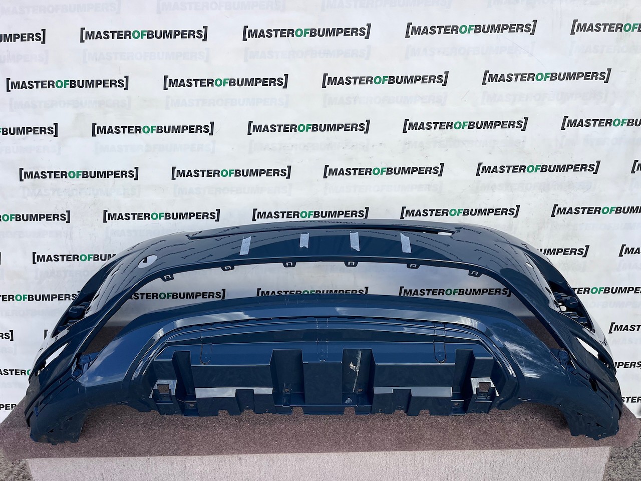 Range Rover Evoque R-dynamic Hse 2019-2023 Front Bumper 6 Pdc Genuine [p818]