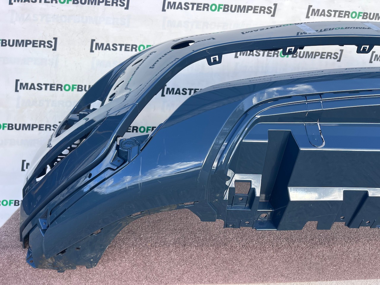 Range Rover Evoque R-dynamic Hse 2019-2023 Front Bumper 6 Pdc Genuine [p818]