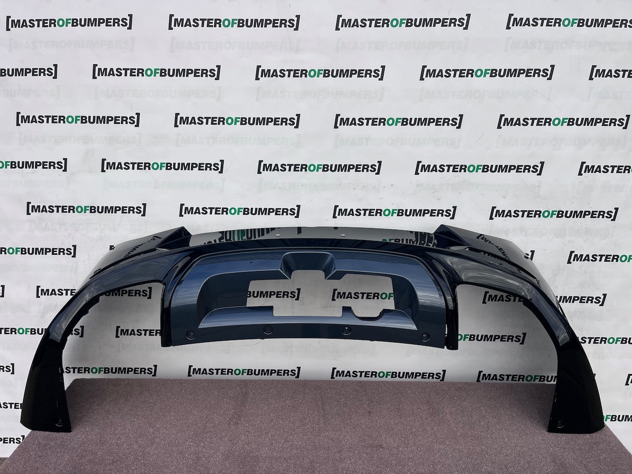 Range Rover Sport Svr Sv 2024-2027 Rear Bumper 6 Pdc  Genuine [p833]