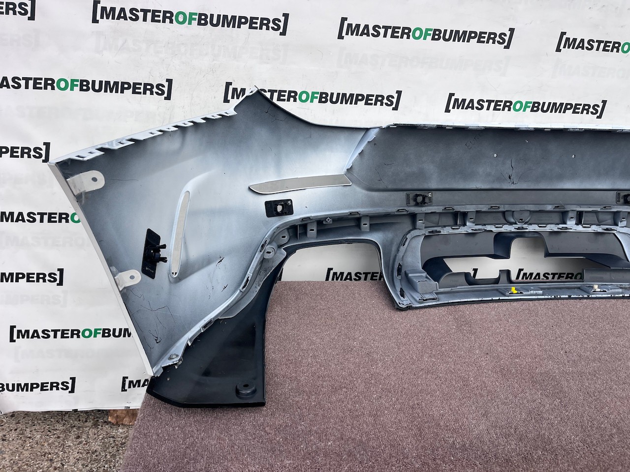 Range Rover Sport Svr Sv 2024-2027 Rear Bumper 6 Pdc  Genuine [p851]