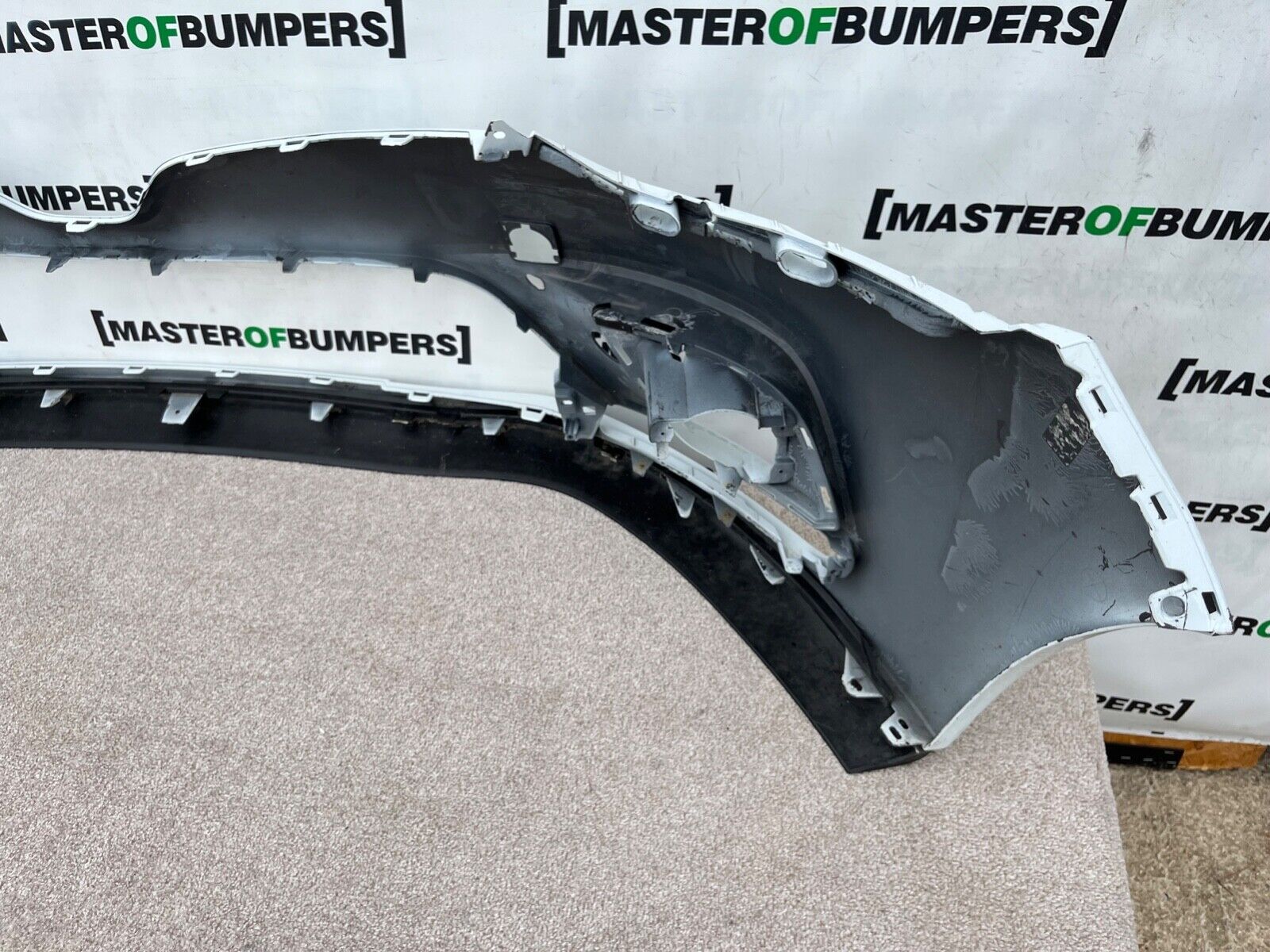 Renault Clio Mk4 Tce 120 16v Dynamique 2016-2018 Front Bumper Genuine [r524]