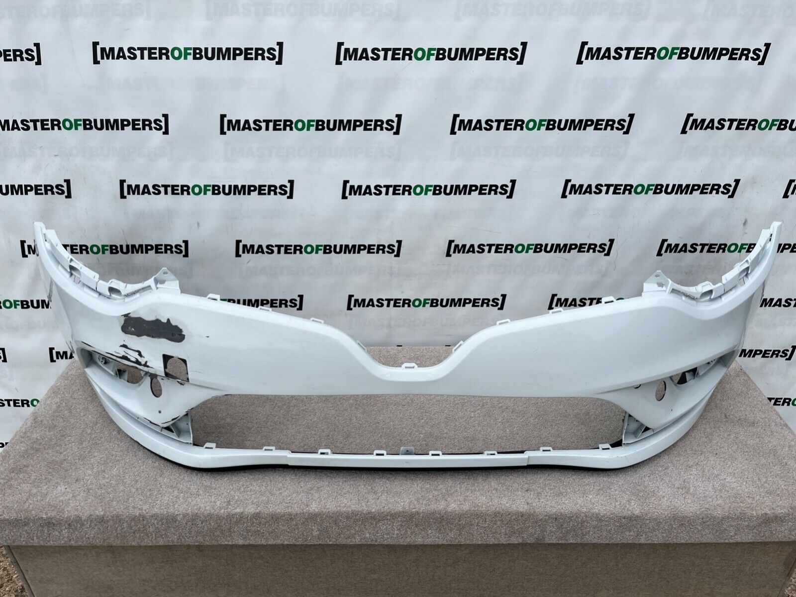 Renault Clio Mk4 Tce 120 16v Dynamique 2016-2018 Front Bumper Genuine [r524]