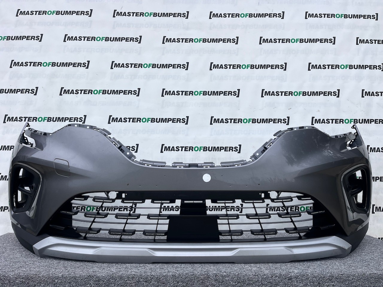 Renault Captur Edition Se Mk2 2020 - 2023 Front Bumper 4 Pdc Genuine [r657]